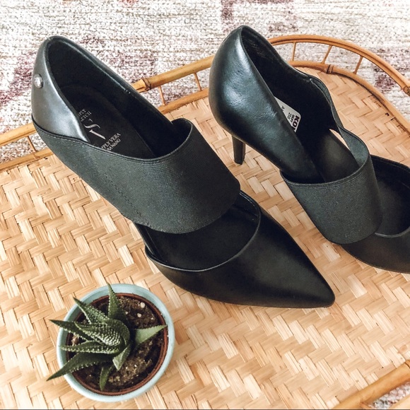 Simply Vera Vera Wang Shoes - 🤩NWT Simply Vera Black Heels